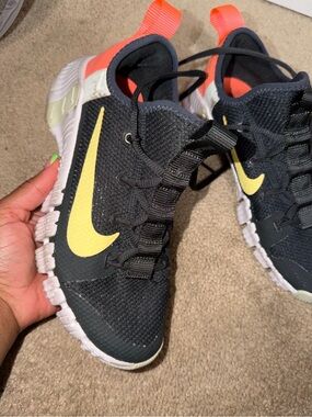 Nike Metcon Athletic Sneakers
